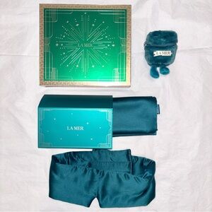 La Mer Teal Gift Set with Luxurious Accessories